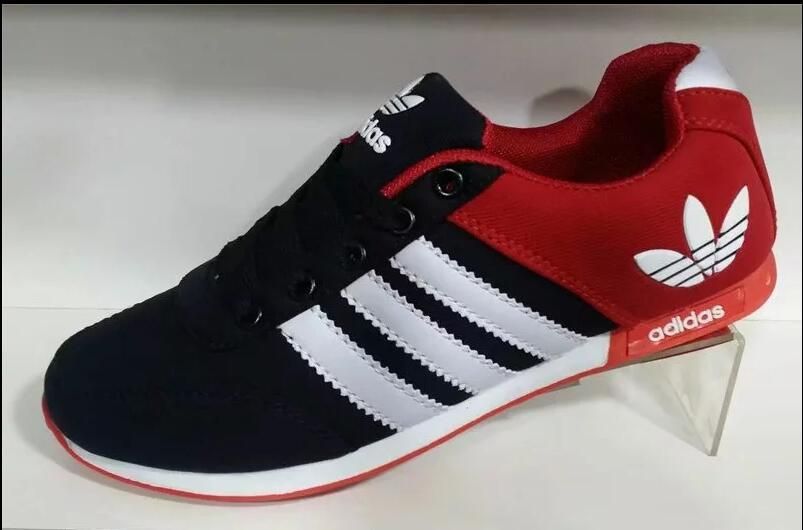 Großhandel DA Kinder Männer Neue Schuhe Mode Smith Turnschuhe Freizeitschuhe Lackleder Sport Klassische Wohnungen 2019 Größe 36 45 Von Woyaowofa1818, Jetzt Adidas Hook Shot Billige Online Versandkostenfrei