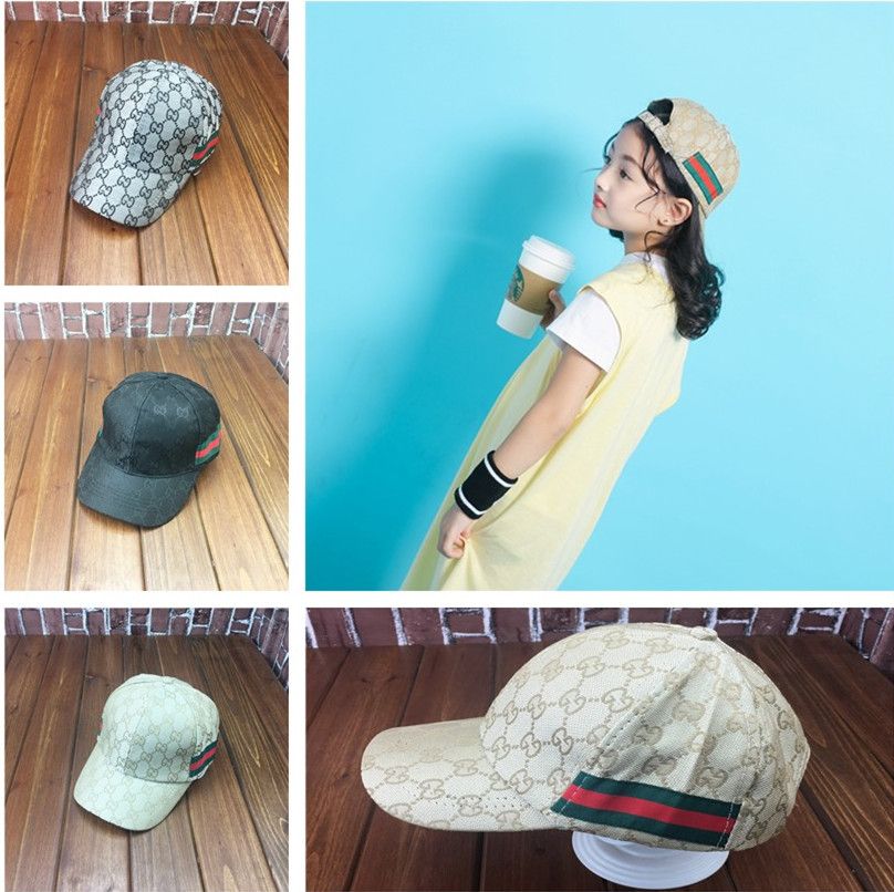 curved brim hat black
