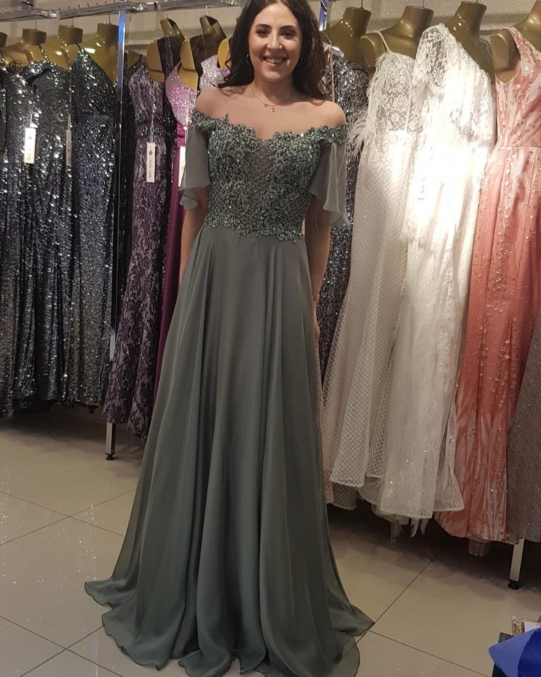 Acquista Abiti Da Sera Con Spalle Scoperte Abiti Da Cerimonia Con Scollo A Cuore  Abiti Da Cerimonia Con Scollo A Cuore E Maniche Corte A 128,45 € Dal  Foreverbridal | DHgate Italy