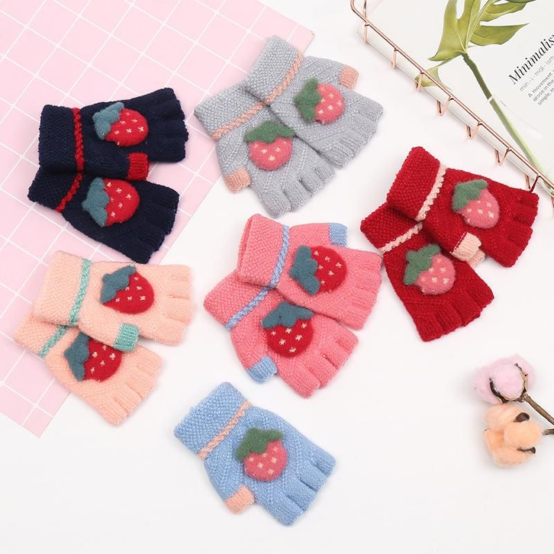 baby gloves with fingers