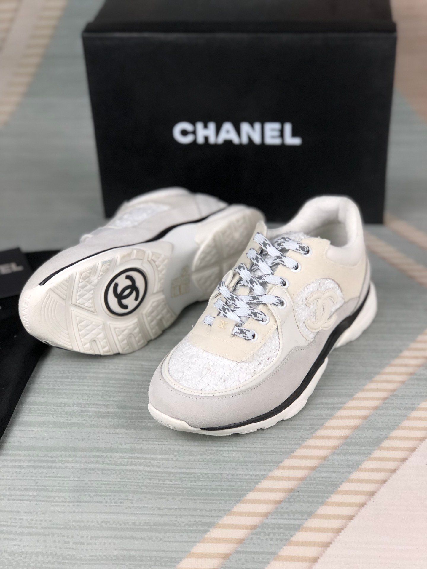 dhgate chanel sneakers