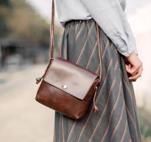 Compre Bolsos Para Mujer 2019 Vintage Juvenil Sling Mujer Bolsas Cuadradas  Pequeñas PU Mujeres Baratas Bolsas Marrón Oscuro TZTX B140 A 27,38 € Del  Xmyfashionbag | Es.Dhgate.Com