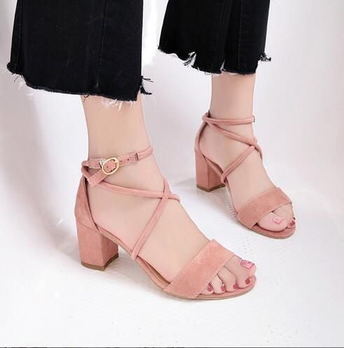 Nuevas sandalias de cruzadas para estudiantes Tacones altos para niñas con tacones gruesos