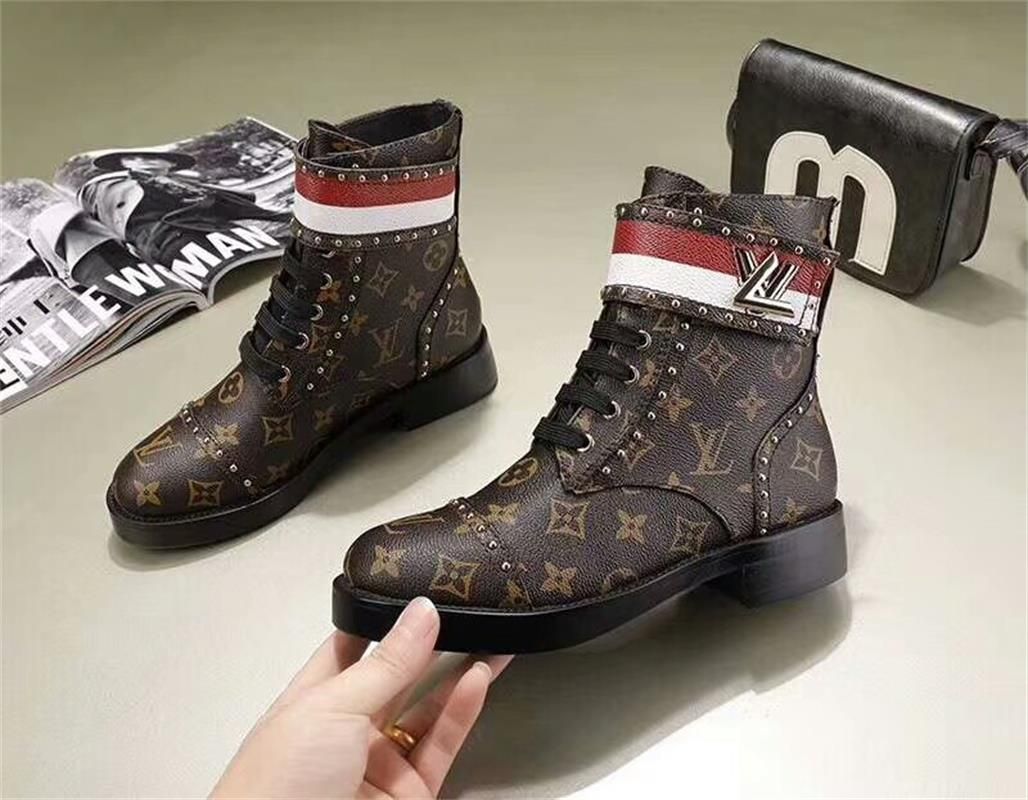 Compra 2020 Retro Ultra Botas Del Tobillo De es Para Mujer De Los  Diseñadores Raquetas De Nieve Botas De Invierno Botas De Mujer Más El  Tamaño De Imagen Real Barato | Entrega