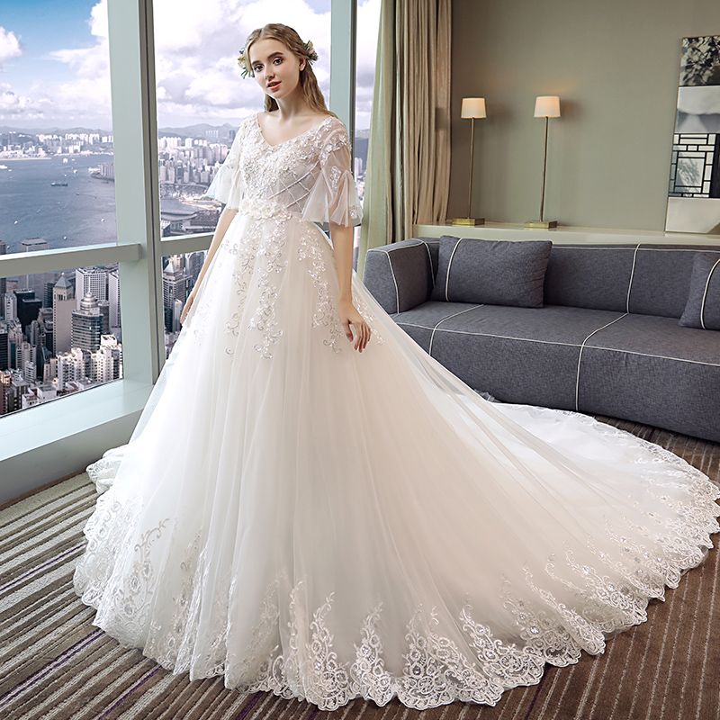 Free NEW Korean fashion Princess Thin shoulder wedding lace bride wedding dress 