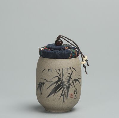 Chinese KungFu Tea Caddy Ceramic Tea Canister Pottery Porcelain Container Jar for Puer Oolong Tea Coffee Sugar Storage Chest