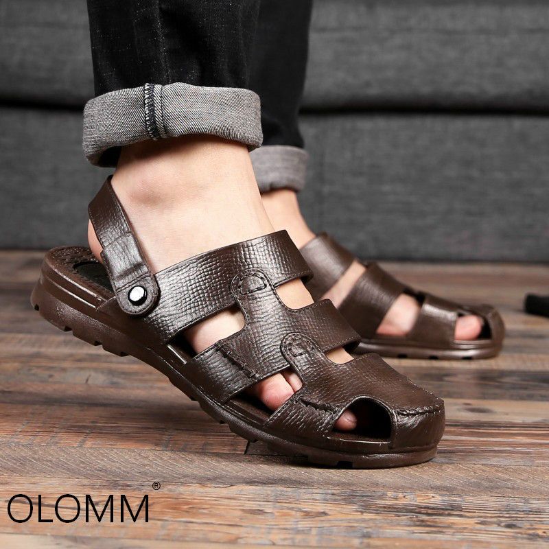 mens beach shoes sandals