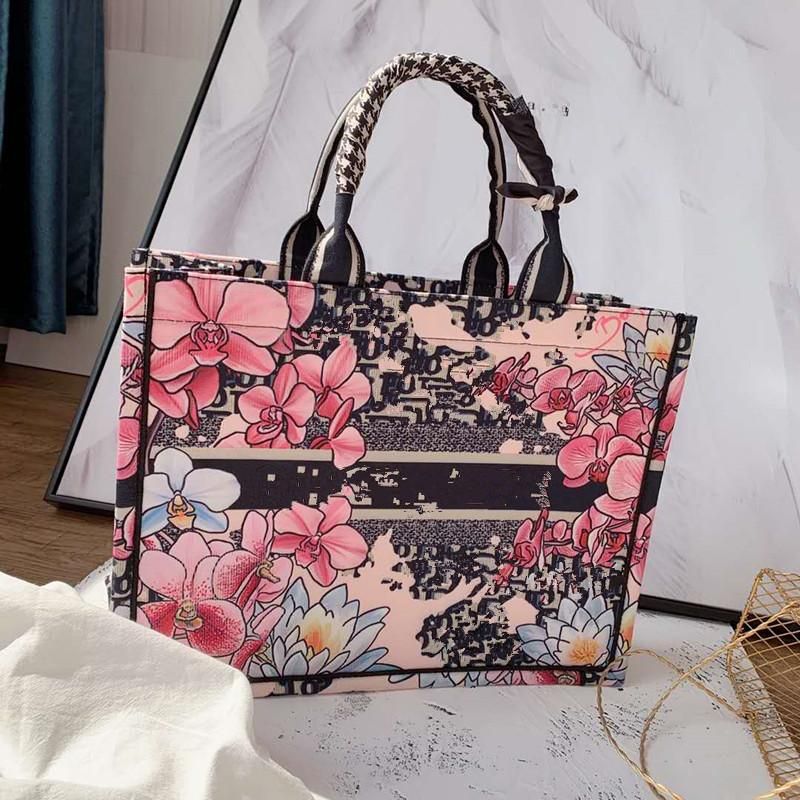 Best Luxury Beach Bags 2022 For Women Literacy Basics