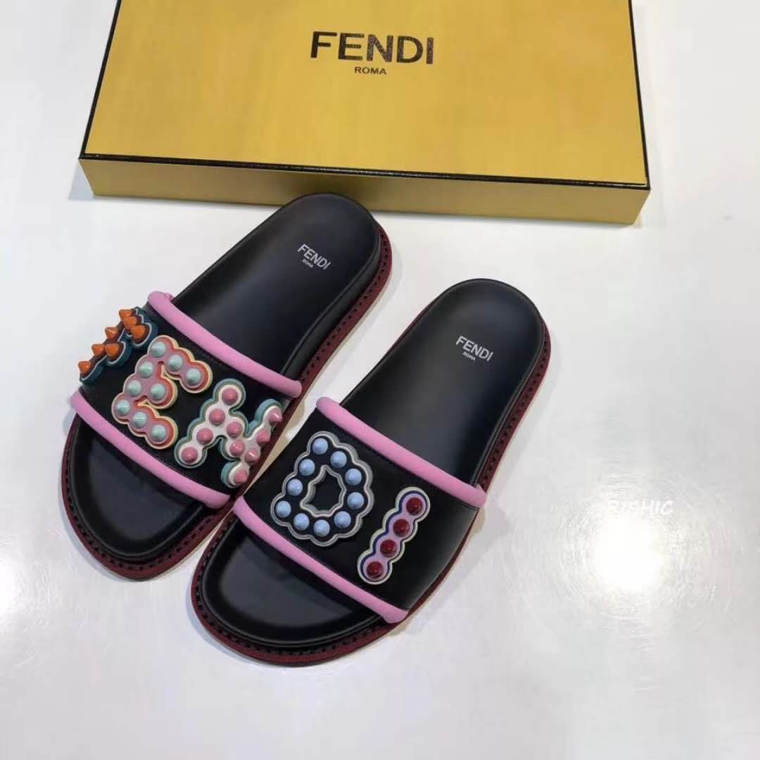 neon pink nike slides