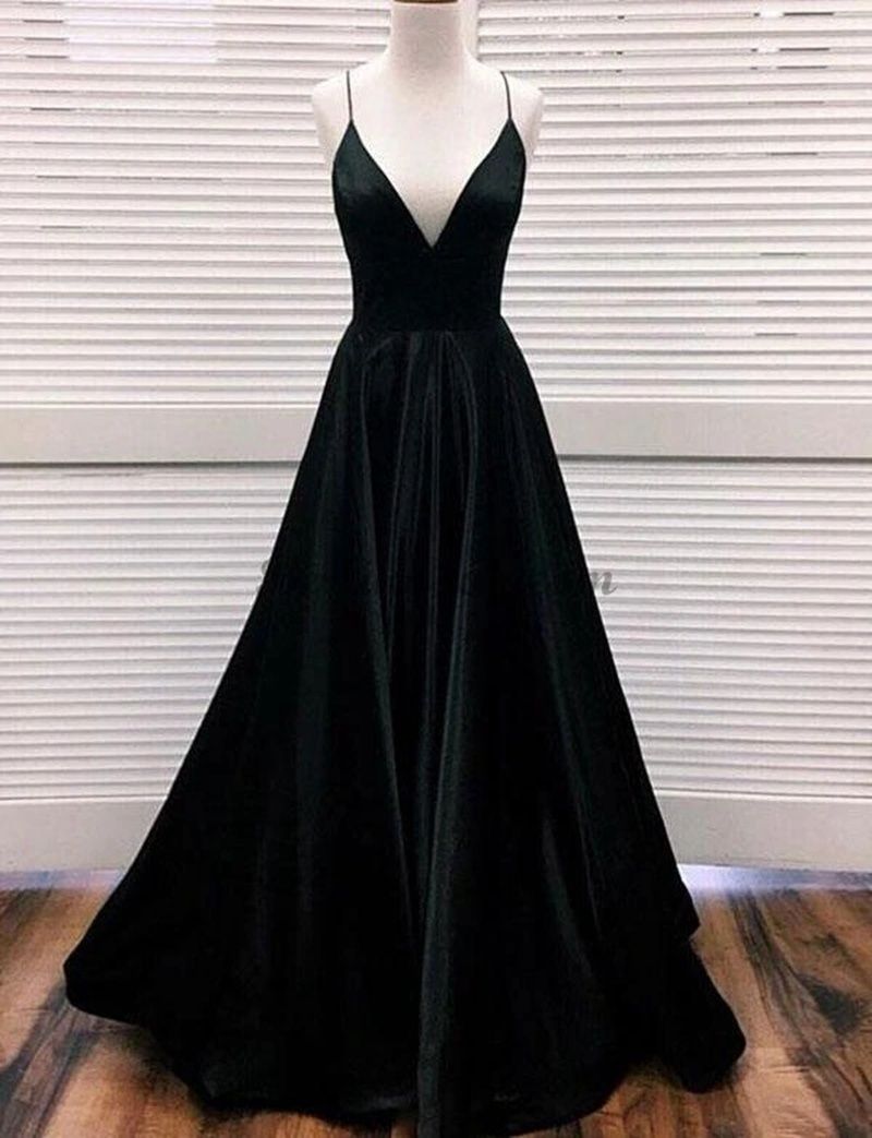 Compra Vestido Negro Sencilla Dama De Honor Larga Vestidos De Baile Más El  Tamaño De Los Tirantes De Espagueti Elegante Vestidos De Noche De Partido  Por Encargo Barato | Entrega Rápida Y