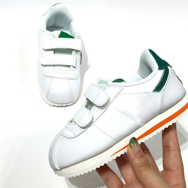 boys size 4 tennis shoes
