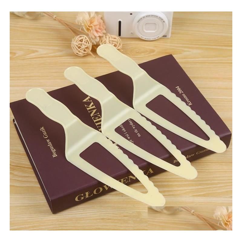 Baking Pastry Tools Disposable Plastic Cake Knife Serrated