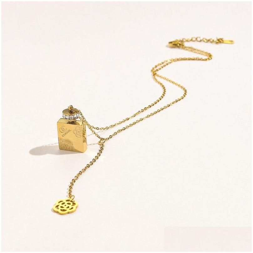 Mejuri Designer Love Elisa Gold Pendant Necklace With Gold Chain