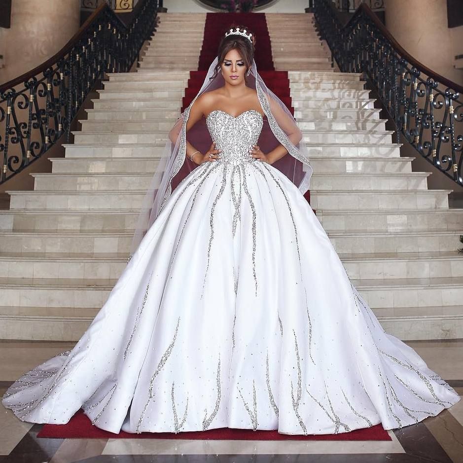 ball gown with sweetheart neckline