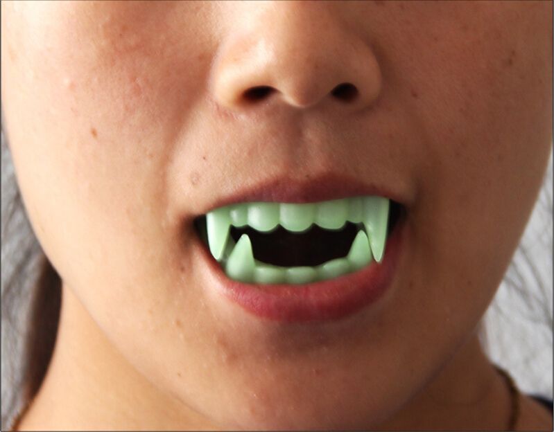 2020 Halloween Zombie Teeth Glow In The Dark Vampire Teeth Dentures