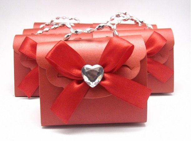 Ручные сумки с цепи свадебные сувениры коробки свадебные конфеты сумки шоколадная коробка партия пользу сумки свадебные сувениры подарочные коробки