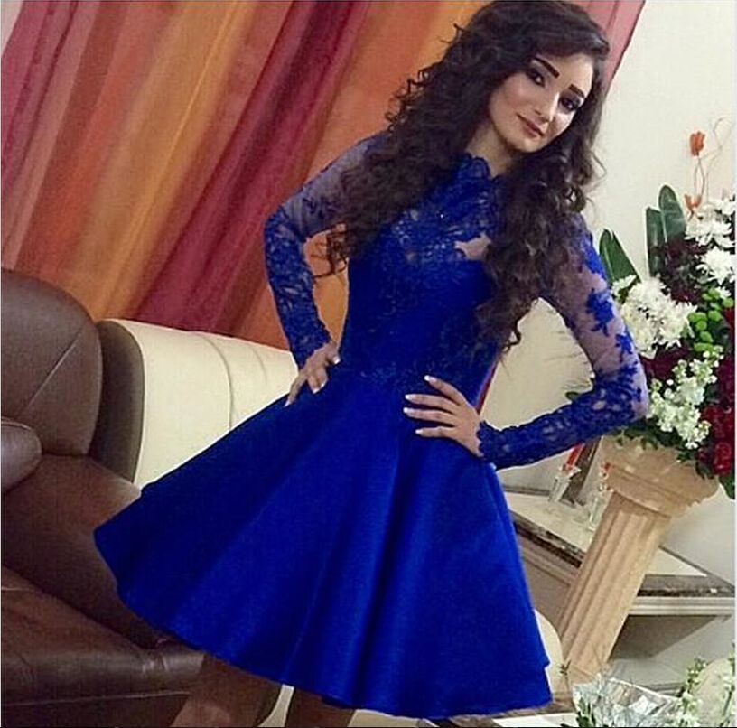Royal Blue Short Lace Homecoming Dresses Appliques Långärmad High Neck Satin Sexig Party Cocktail Dress Prom Gowns 2016