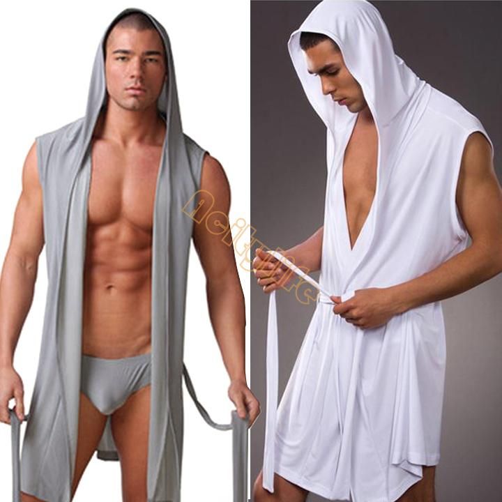 GET THE STRATEGIST NEWSLETTER The best low cost men's bathrobe Latuza Why you'll love it: The Latuza Cotton Flannel Robe is an absolute classic right down to its materials and print design, plus, it's affordable.