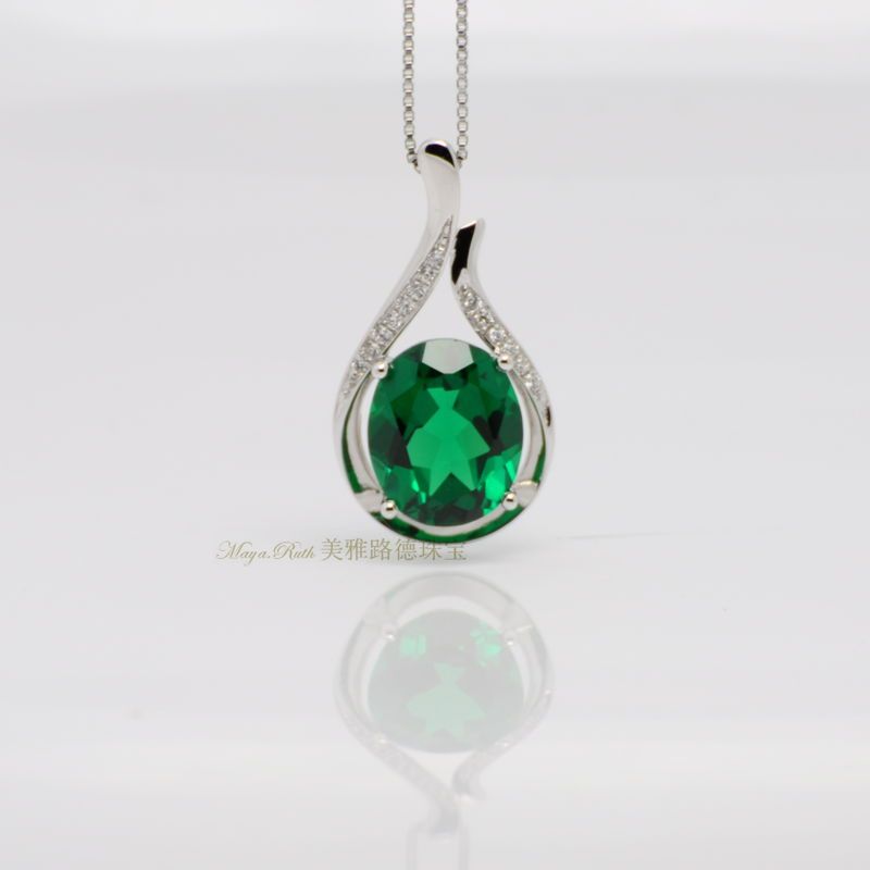 Green Diamond Necklace Green Diamond Necklace
