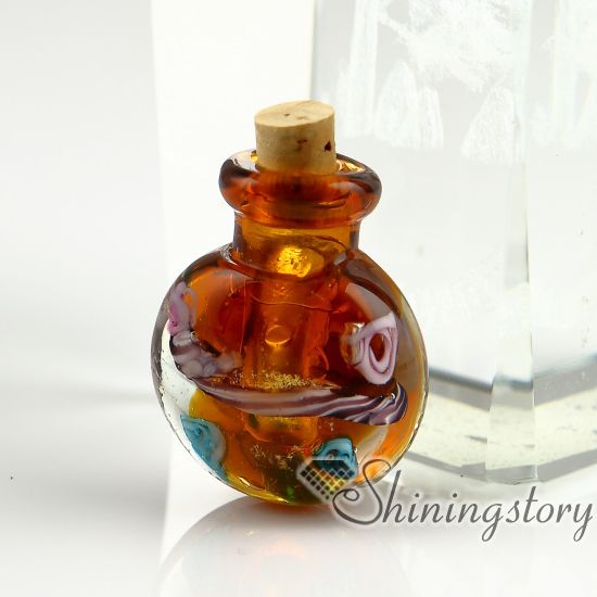 Miniature Glass Bottles Urn Charms Jewelry For Cremation Ashes Locket