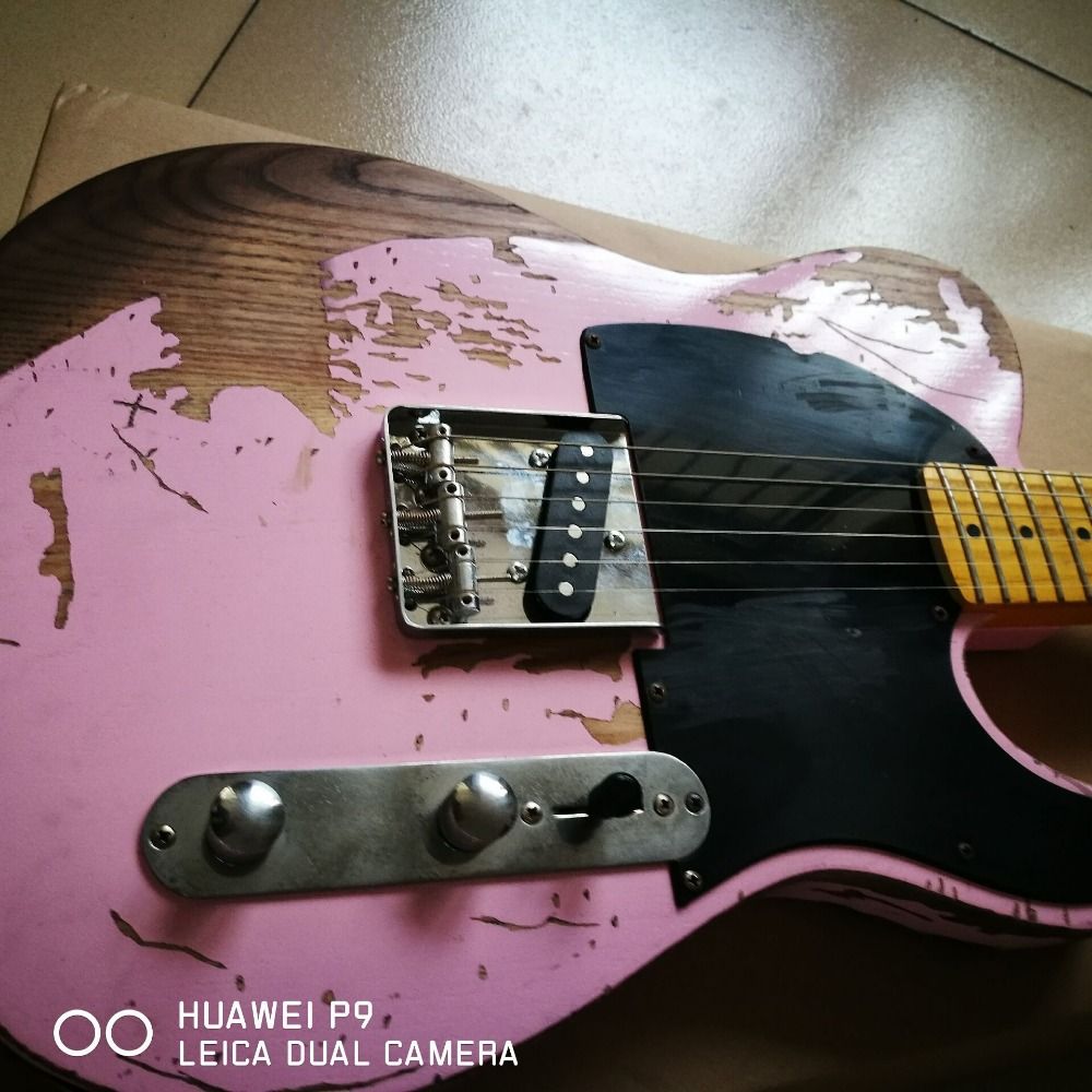 Custom Shop Handmade 1963 Heavy Relic Light Pink Tele Electric Guitar Maple Neck Dot Fingeboard Inlay Black Pickugard Chrome Haredare Custom Shop Handmade 1963 Heavy Relic Light Pink Tele Electric Guitar Maple Neck Dot Fingeboard Inlay Black Pickugard Chrome Haredare