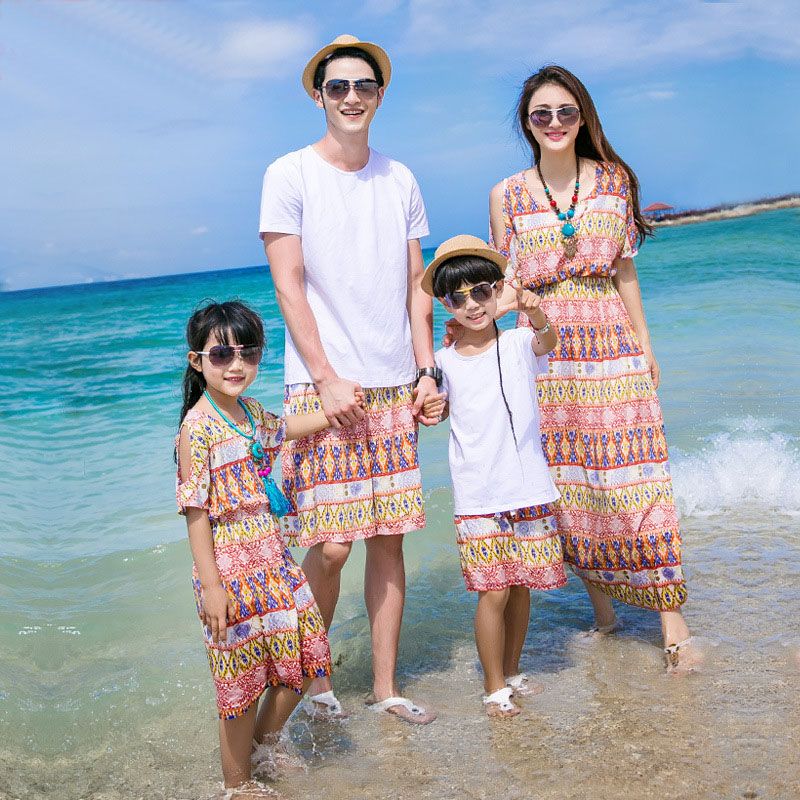 Kids resort wear Get the right look for your down time with resort wear from Gap. Escape the Ordinary. When it's time to enjoy a much needed break from your hectic everyday routine, you need clothes that deliver the ultimate in lounge ready comfort without sacrificing your personal style.