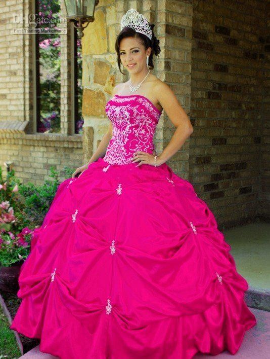 2015 Princess Ball Gown Quinceanera Dresses With Beaded Embroidery ...