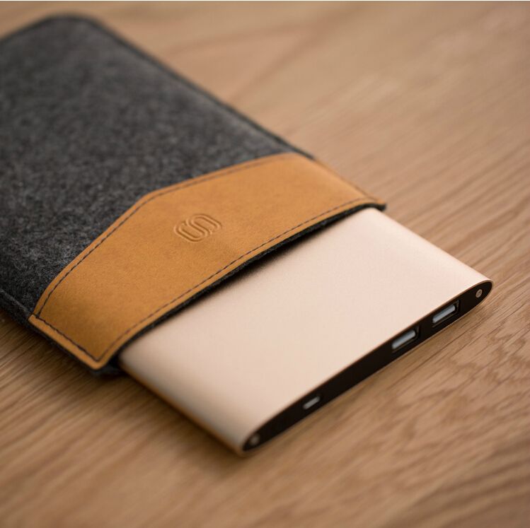 Solove Ultra Thin Power Bank 20000mah!LG Polymer Battery Dual Usb