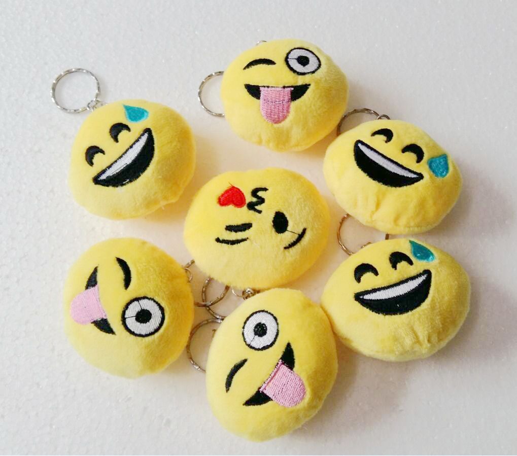 Emoji Smiley Keychains Cute Cartoon Pendant Car Key Chain 6CM Size Mix