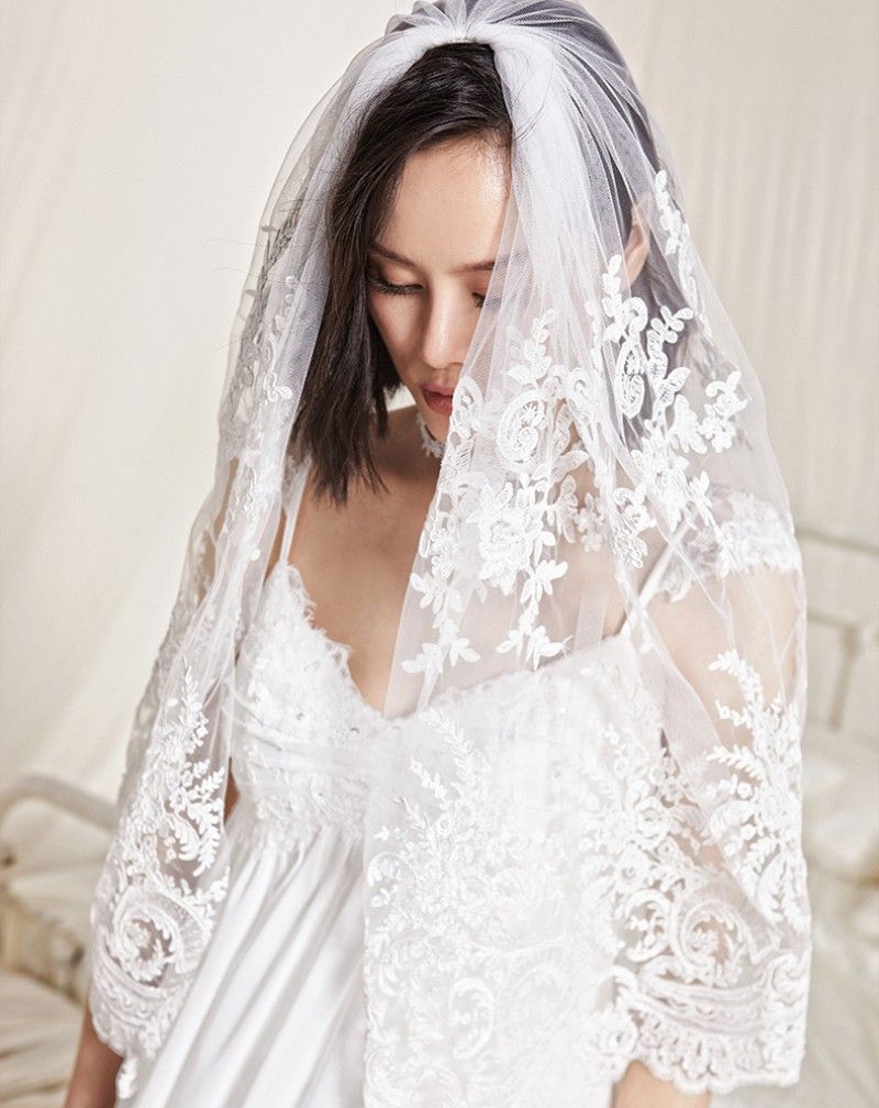 Short Wedding Veils With Comb Two Layers Lace Appliqued Custom Made