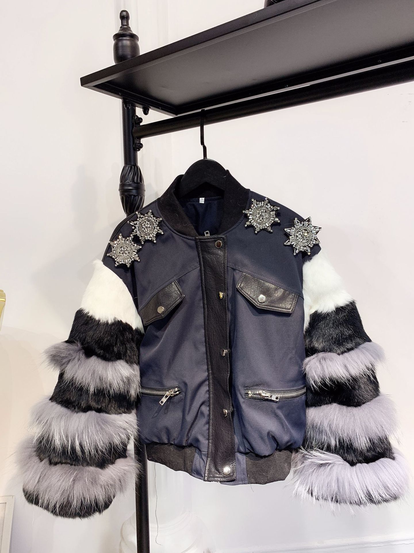 847 2018 Winter New Pattern Maomo Sleeve Splicing Spelling Skin Plus Cotton Jacket Loose Coat Fur Jackets Parka Jackets From Dunhang08, $162.82| DHgate.Com
