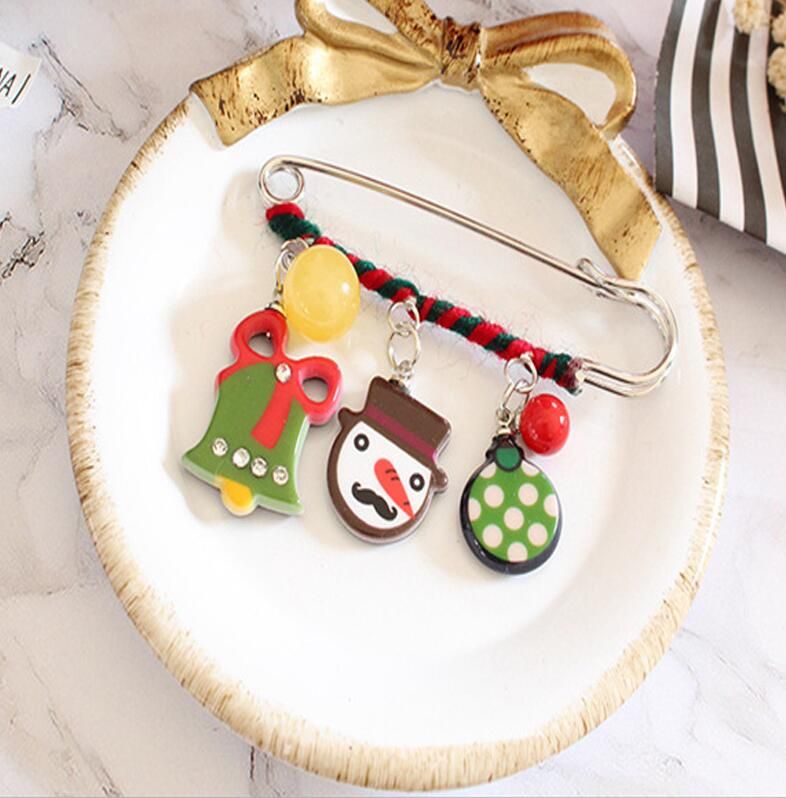 Mode Mignon Dessin Animé De Chien De Traîneau Chien Fun Enroulement Accessoires De Mode Broche Robe De Soirée