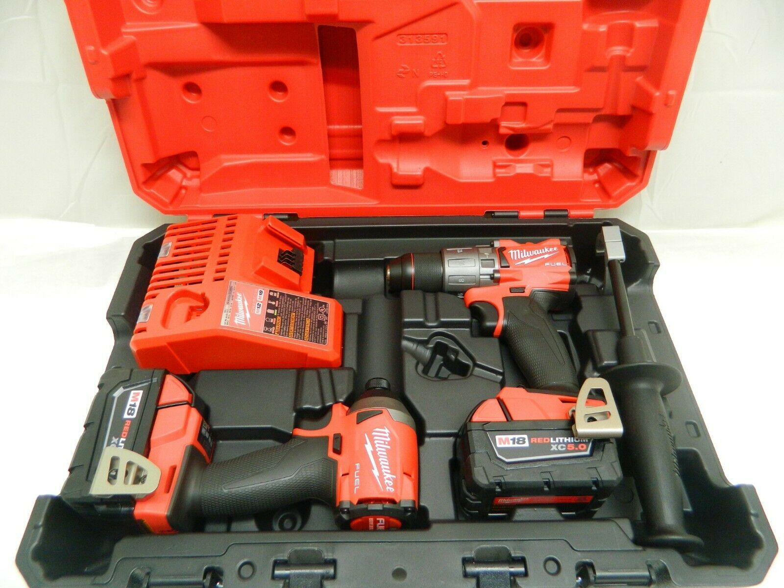 2020 Milwaukee 2804 20 1/2'' 13 Mm Hammer Drill 2853 20 1/4'' 6 Mm