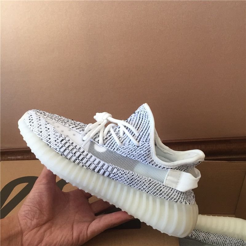 {keywor d} vans yeezy