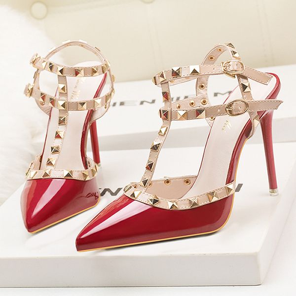 Sexy Nightclub High Heeled Shoes Patent Leather Metal Rivets Gladiator ...