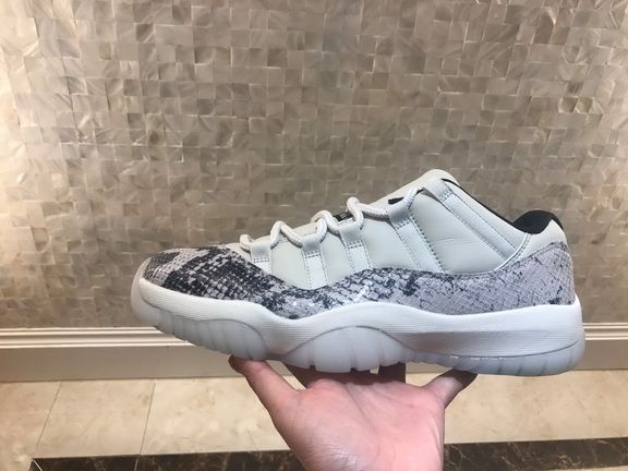 low top 11 snakeskin grey