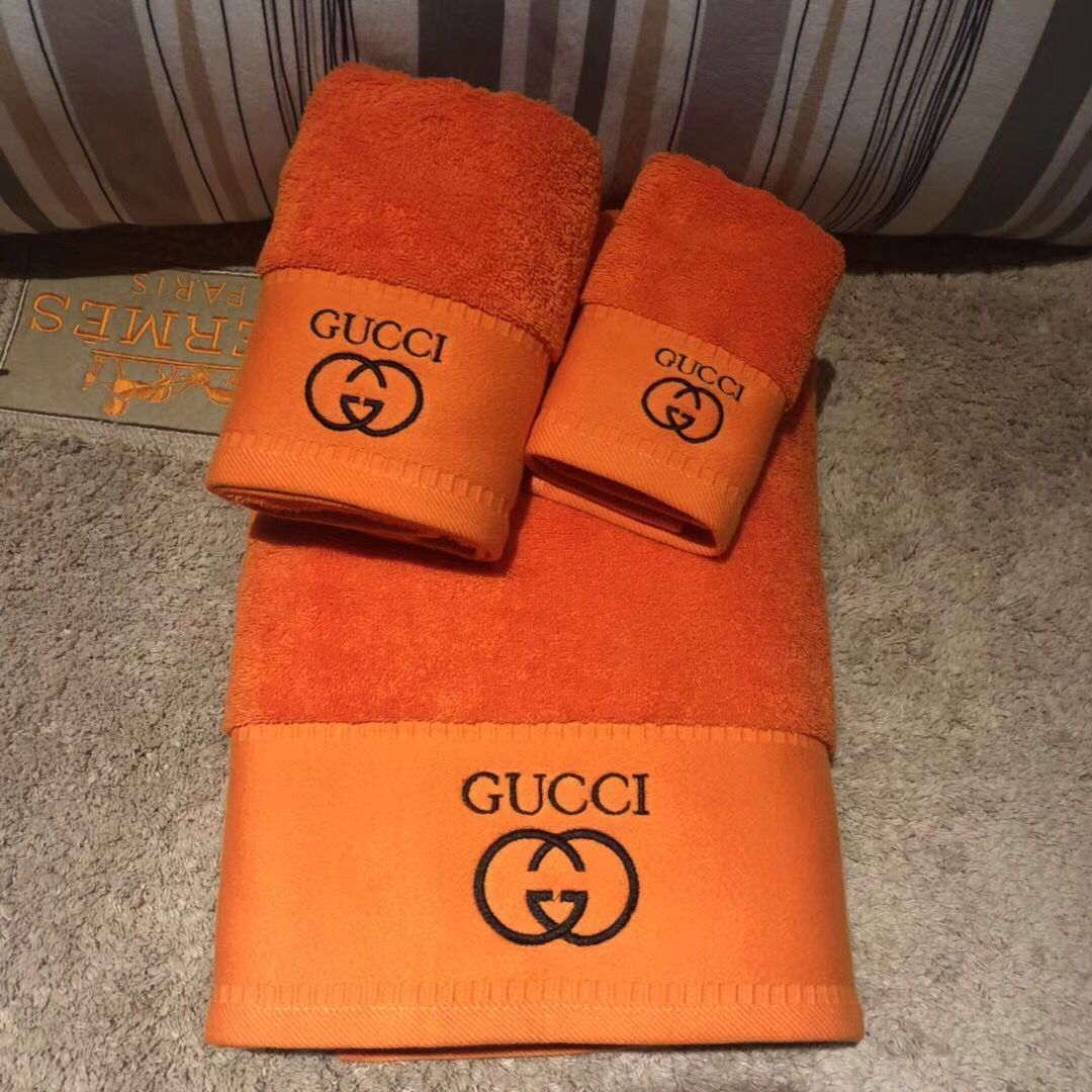 Serviette De Bain De Luxe Serviette De Plage Brodée Par Un Designer Et Une Serviette De Bain 3 Pièces 1 Jeu De Tissu De Coton Doux Confortable Nouveau