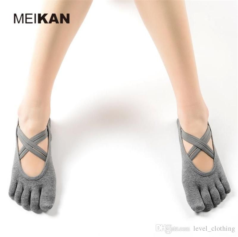 MObast Chaussure Femme Sandales Femme Surface en Cuir Solide Sangle De Boucle Bout Rond Talon Carr/é 3~5Cm Couvre Talon Confortable Et Respirant Mode Quotidienne D/éContract/éE Escarpin Sandale