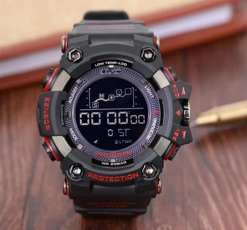 round dial digital watch