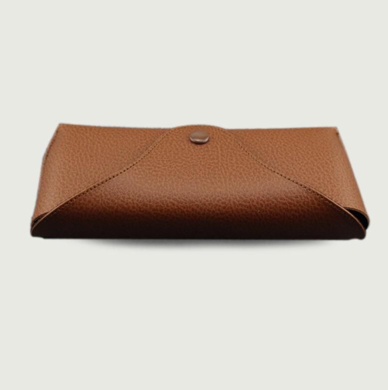 Wholesale Waterproof Sunglasses Box For Sun Glasses Case Black Brown Soft Retro Leather Sunglasses Case Cleaning Cloth Eyewear Glasses