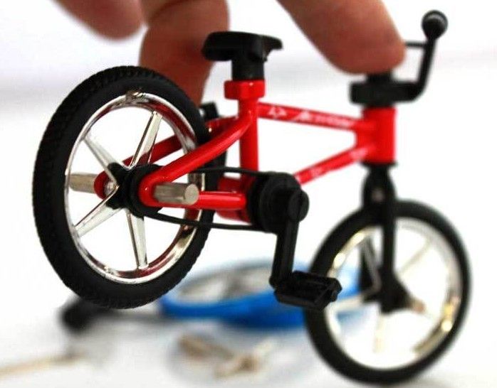 New Alloy Finger Bikes Strange New Desktop Toys Flick Trix Finger Bike