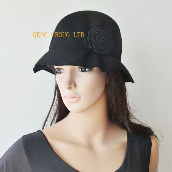 black ladies winter hat