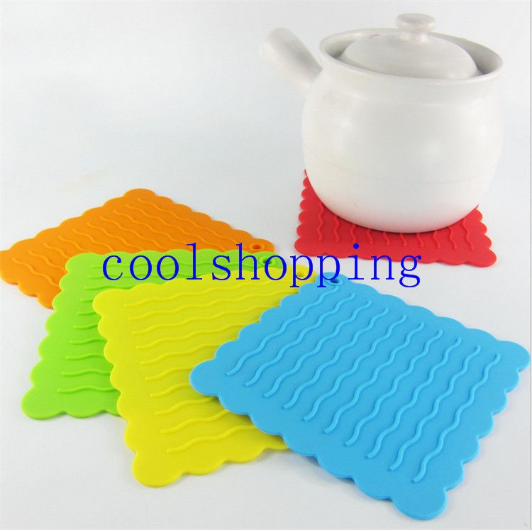 Wavy Edge Silicone Placemats Insulation Pad Restaurant Eat Mat Noslip