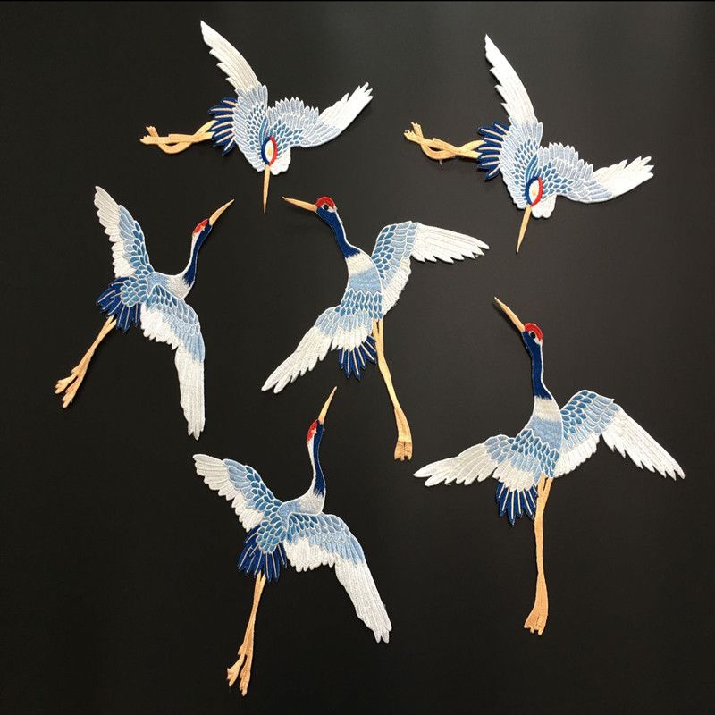 2018 embroidered patches iron on crane bird pattern crane bird designs
