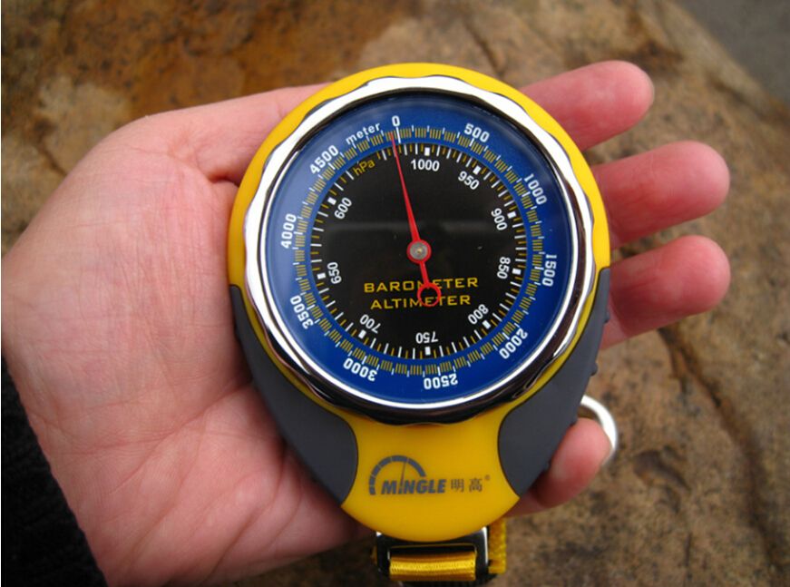 Outdoor Hiking Supplies / Domingo BKT 381 Altimeter With Barometer