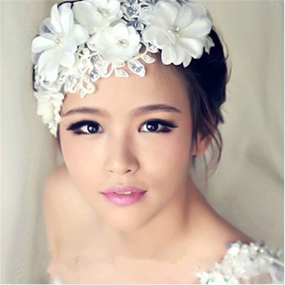 2015 Hot Bridal Lace Blommor Crown Crystal Bridal Headdress Bröllop Frontlet Pearls Girl Head Wreath Handgjorda Hårtillbehör