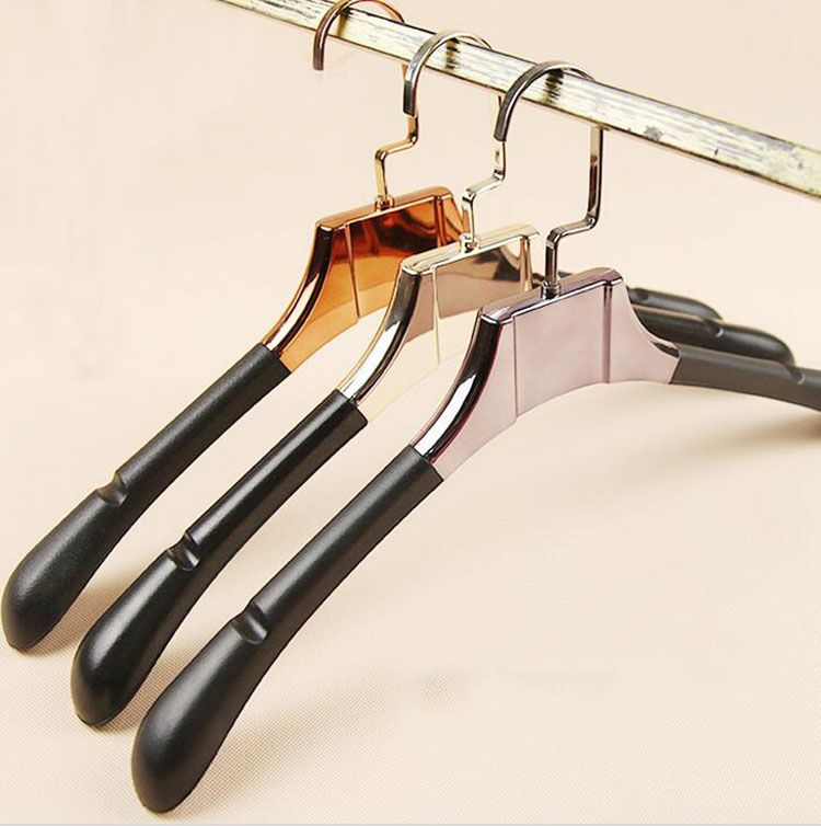 Buy Dropshipping Hangers & Racks Online, Cheap Luxury PU Leather Padded
