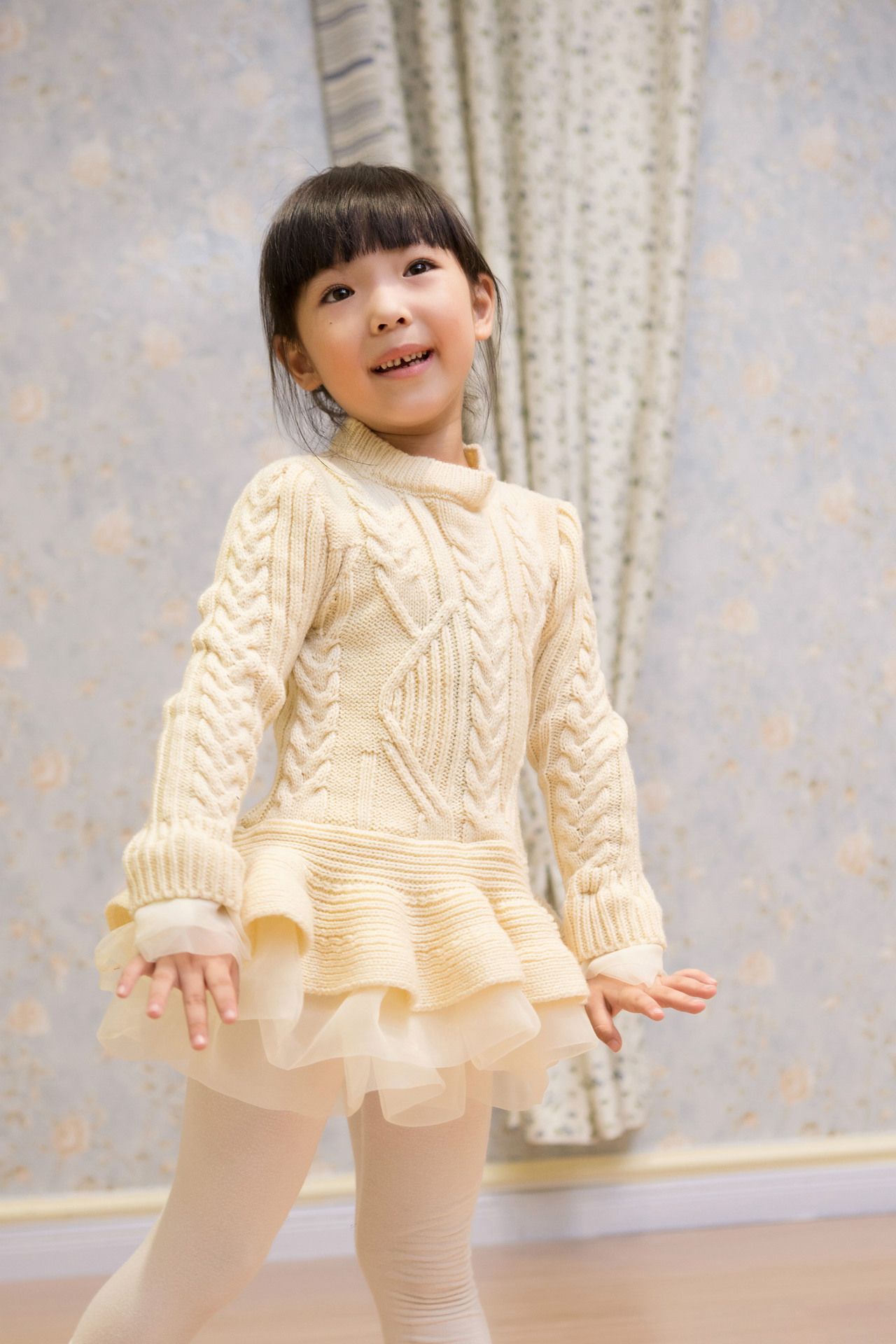 2015 Autumn Winter Girls Knit Sweater Dresses Baby Girl Tulle Lace Tutu