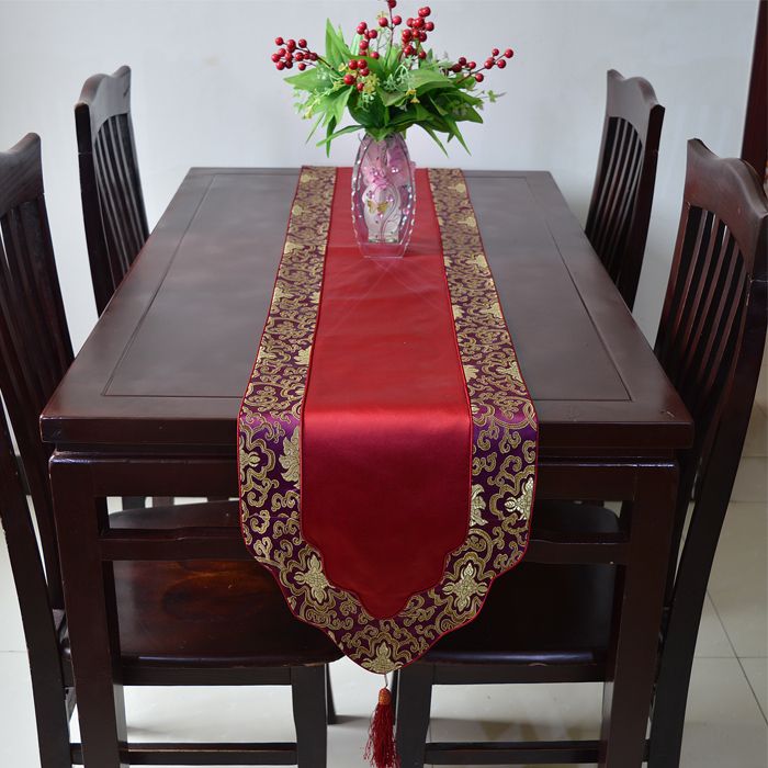 New Design Feast Decorative Table Runner Silk Brocade End