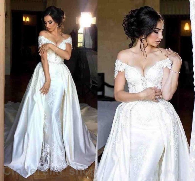 Arabic Gorgeous Lace Wedding Dresses 2018 Deep V Neck Detachable